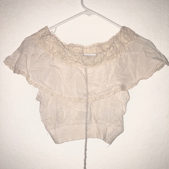 Crop top - Picture 2 of 4